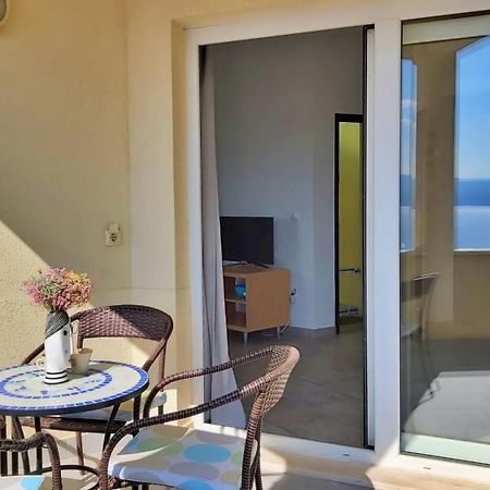 Apartments Borak Омиш Номер фото