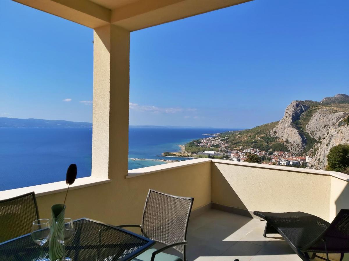 Apartments Borak Омиш Экстерьер фото