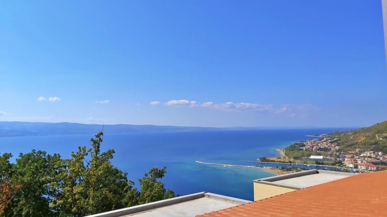 Apartments Borak Омиш Экстерьер фото